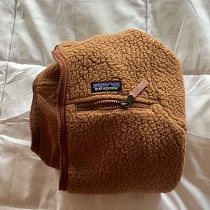 Patagonia Sherpa zip up hooded sweater, xs